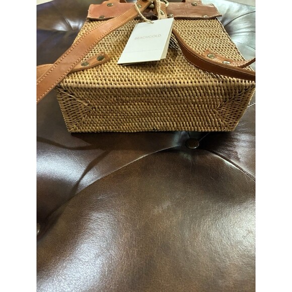BEACHGOLD RATTAN BACKPACK PURSE BAG NWT STYLE AR24N NWT - Picture 3 of 5